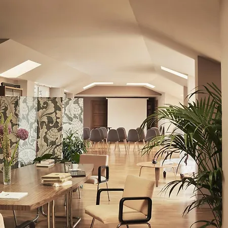 Real By Recordis Hotel