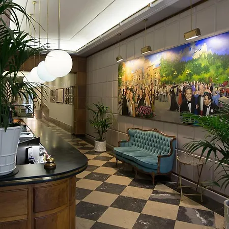 Real By Recordis Hotel